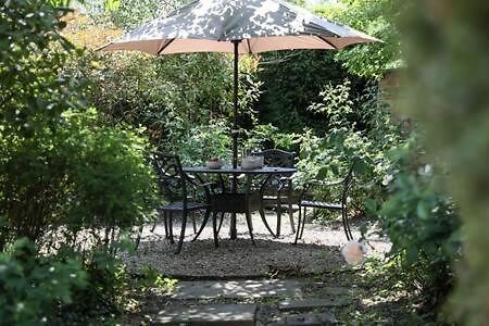 Two Rose Walk Cottage Cotswolds Moreton-in-Marsh Exterior photo